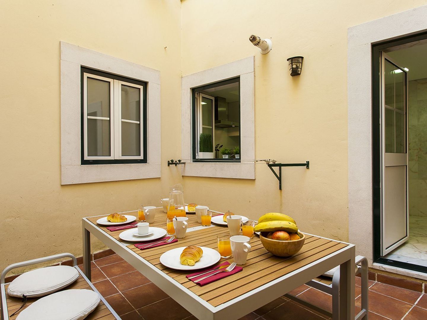 ליסבון Chiado Patio Apartment מראה חיצוני תמונה