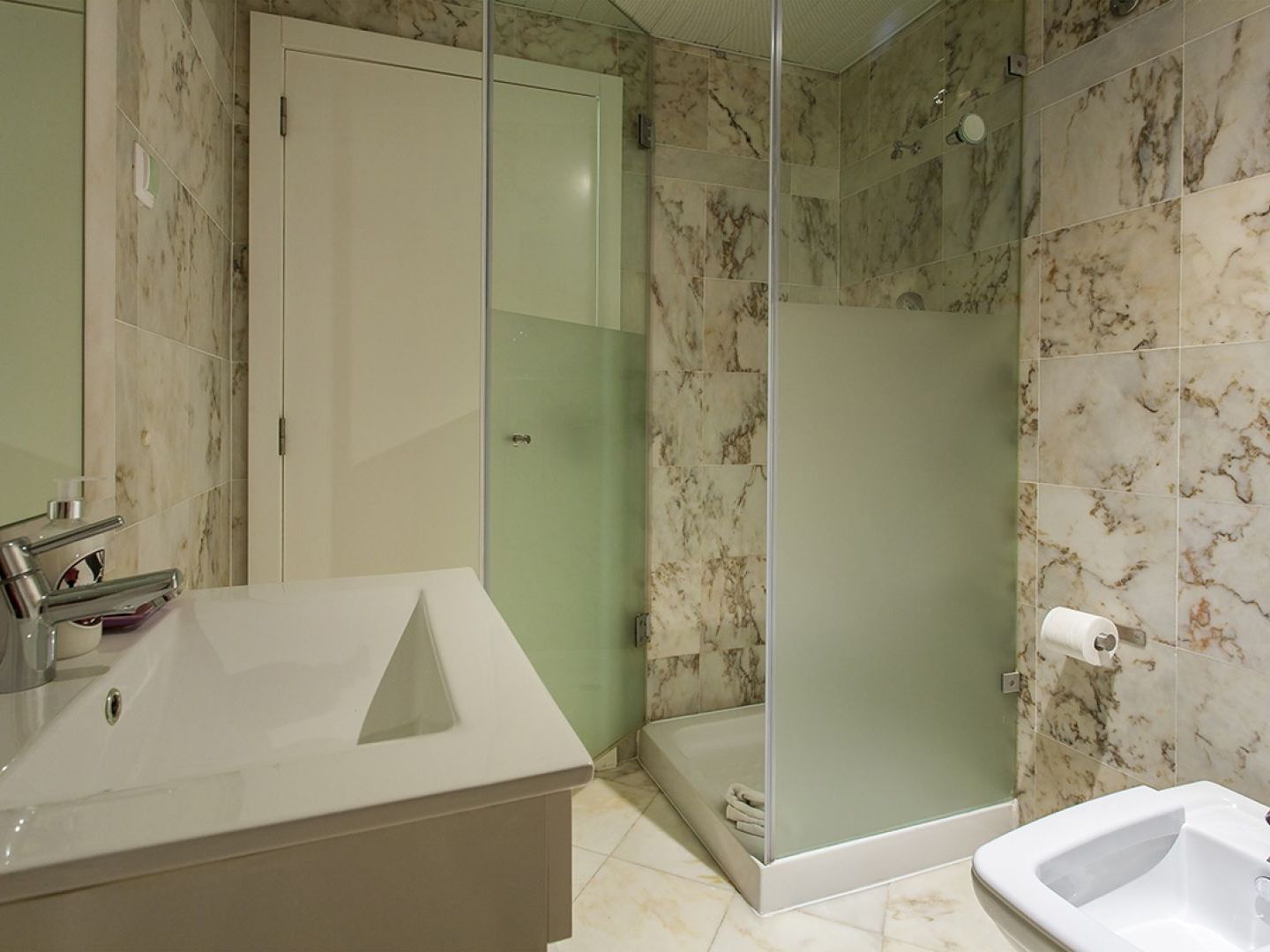 ליסבון Chiado Patio Apartment מראה חיצוני תמונה