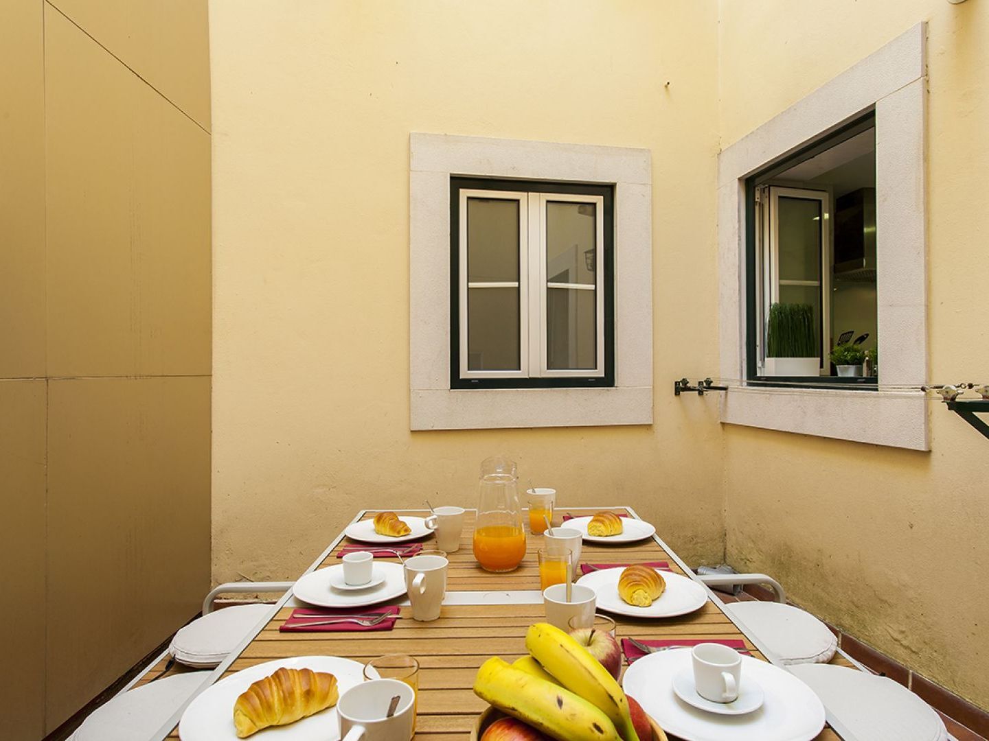 ליסבון Chiado Patio Apartment מראה חיצוני תמונה
